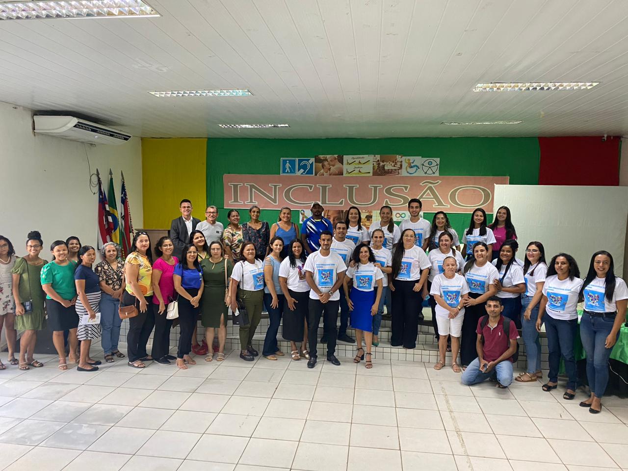 Palestra com o TEMA: "Autismo: Conhecimento e Compreensão"